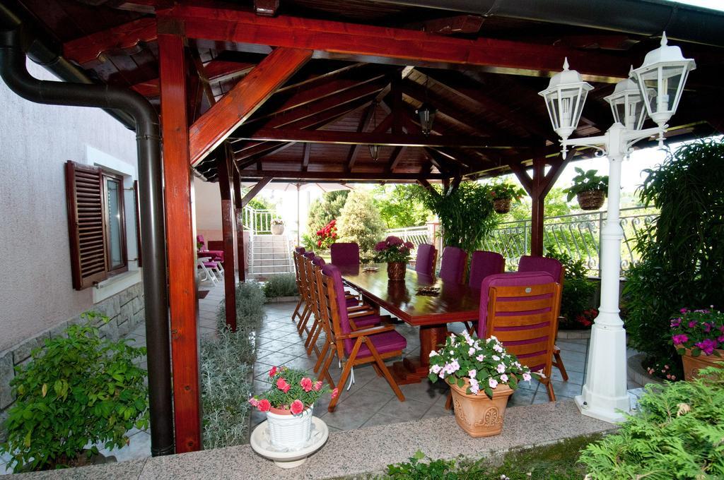 Bed&Breakfast Villa Klara Ičići Dış mekan fotoğraf